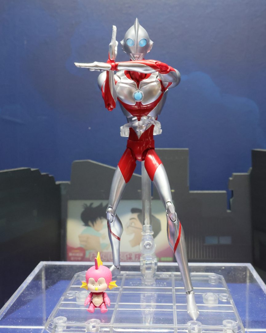 S.H.Figuarts ウルトラマン＆エミ（ULTRAMAN: RISING）　参考出品