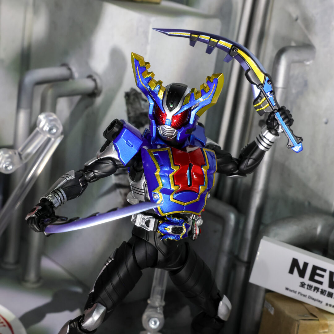 S.H.Figuarts（真骨彫製法） 仮面ライダーガタック ハイパーフォーム　参考展示