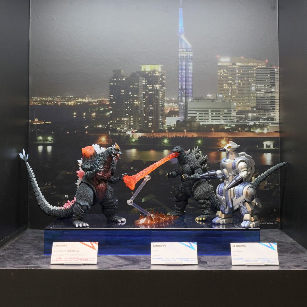 S.H.MonsterArts スペースゴジラ 福岡決戦Ver.　魂ウェブ商店/受注終了
S.H.MonsterArts MOGERA　発売中
S.H.MonsterArts ゴジラ　発売中