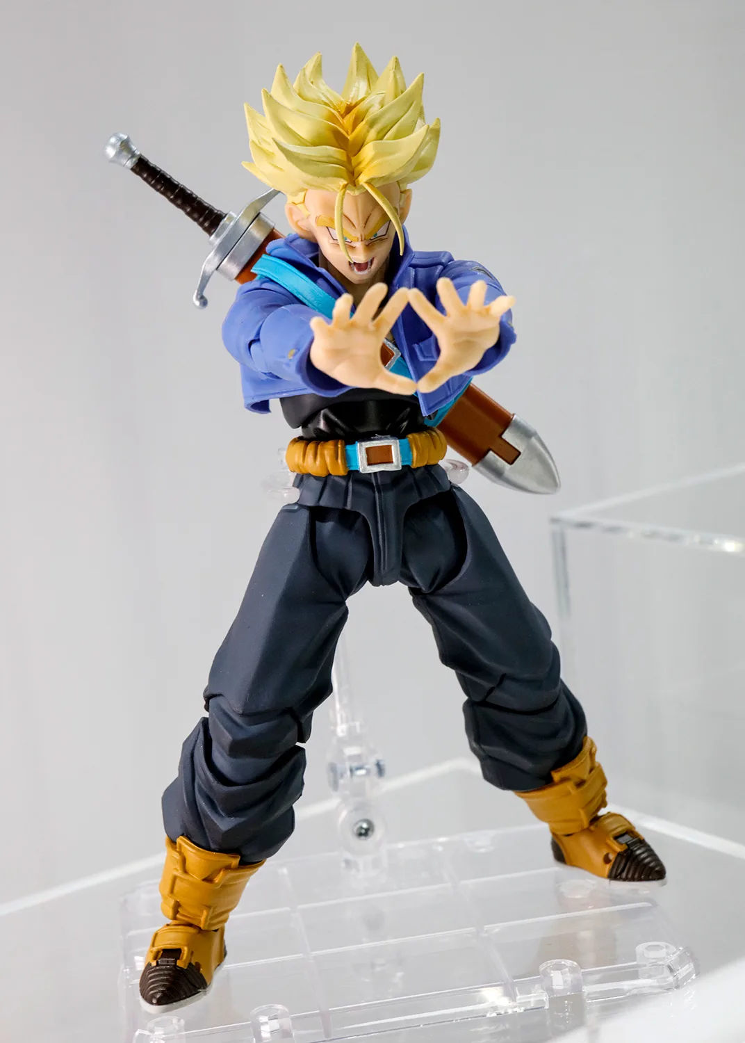 「S.H.Figuarts スーパーサイヤ人トランクス-未来から来た少年-」 2023年4月発売予定