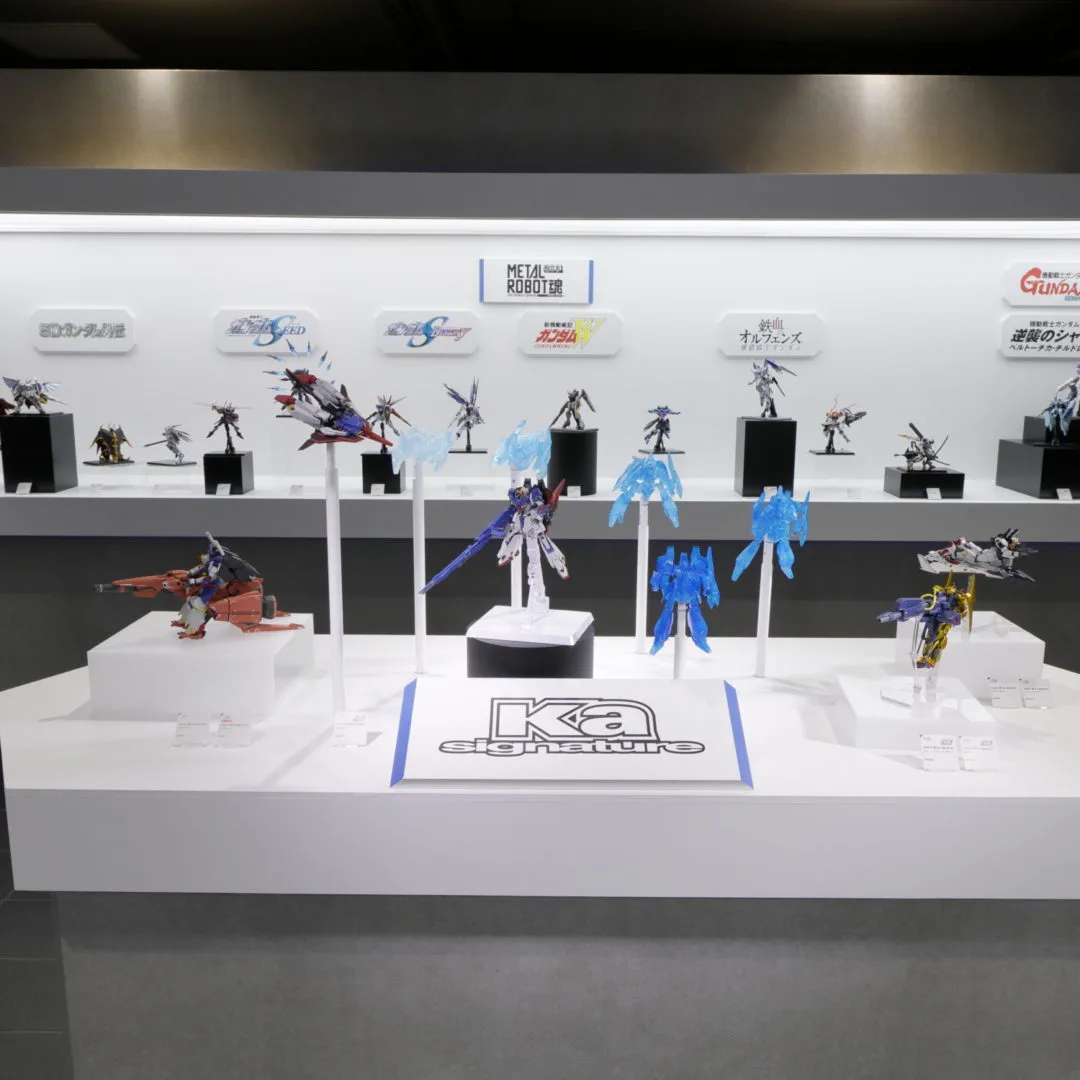 METAL ROBOT魂『機動戦士Ζガンダム』『機動戦士ガンダムΖΖ』シリーズ
©創通・サンライズ