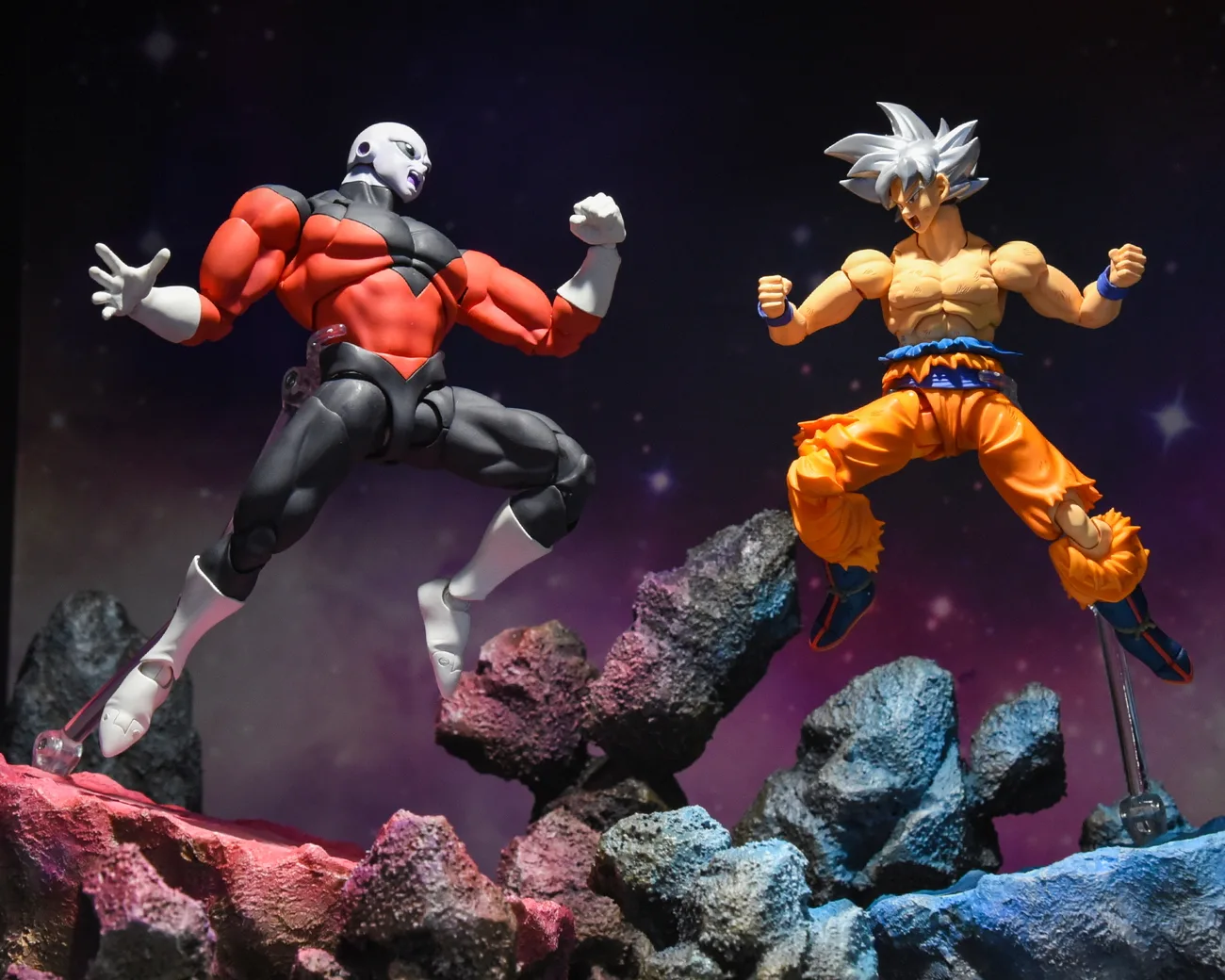S.H.Figuarts 孫悟空 身勝手の極意／2020年4月店頭発売予定
S.H.Figuarts ジレン／魂ウェブ商店 2020年1月発送予定
©バードスタジオ／集英社・フジテレビ・東映アニメーション