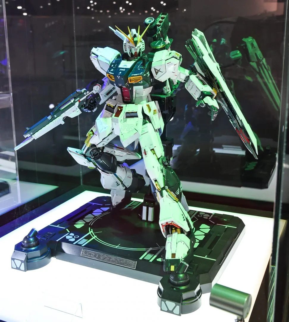 METAL STRUCTURE 解体匠機 RX-93 νガンダム 2019年12月発売予定
METAL STRUCTURE 解体匠機 RX-93 νガンダム専用オプションパーツ フィン・ファンネル 発売月未定
©創通・サンライズ