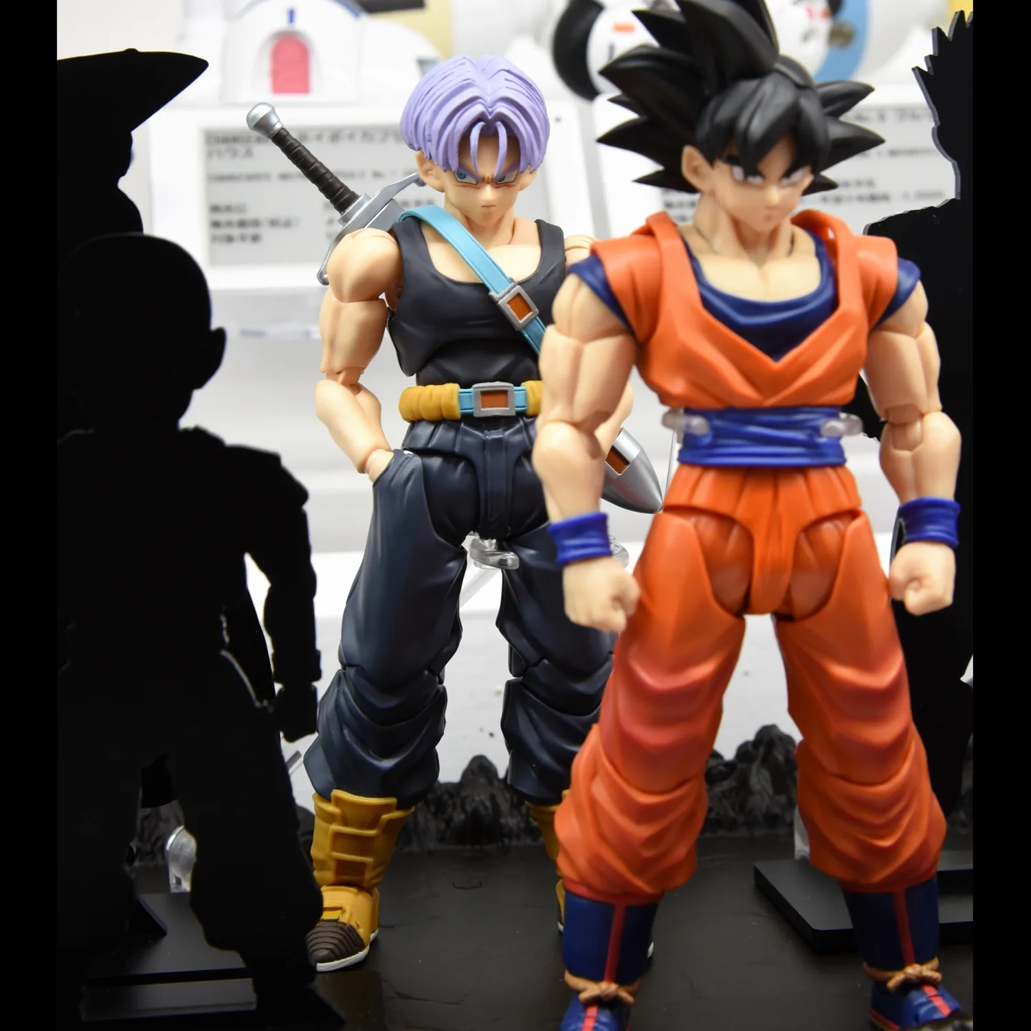 S.H.Figuarts トランクス〈Z戦士〉（初回限定〈Z戦士〉集結台座B付属版）