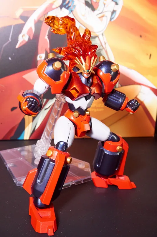 新規タイトルの参考出品では1990～2000年代に新感覚で描かれたスーパーロボットが参戦。『ジャイアントロボ THE ANIMATION 地球が静止する日』より「ジャイアントロボ」、『超重神グラヴィオン』より「ゴッドグラヴィオン」、『神魂合体ゴーダンナー!!』より「ゴーダンナーツインドライブモード」が新登場です。