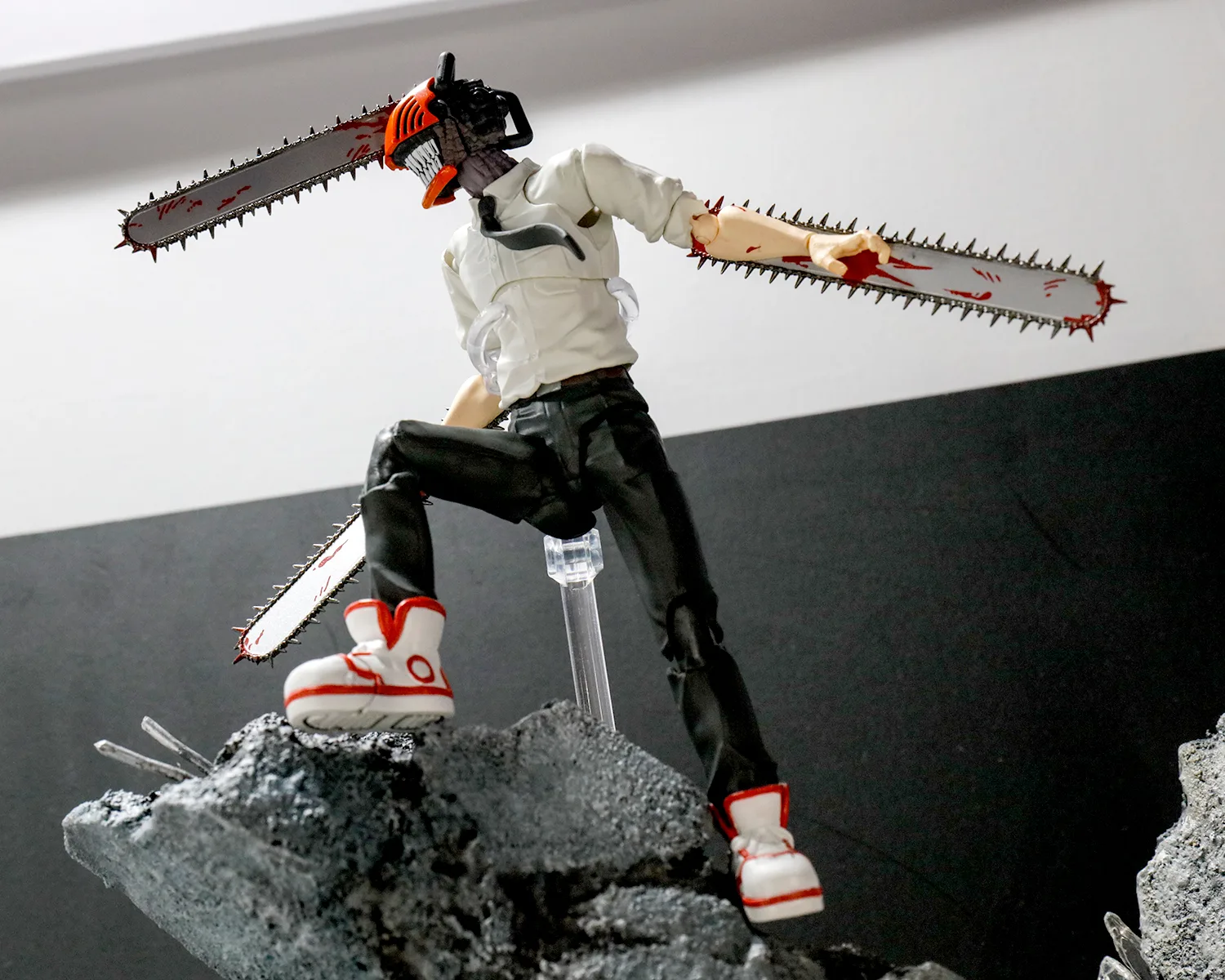「S.H.Figuarts チェンソーマン」 2023年4月発売予定
ジオラマ展示