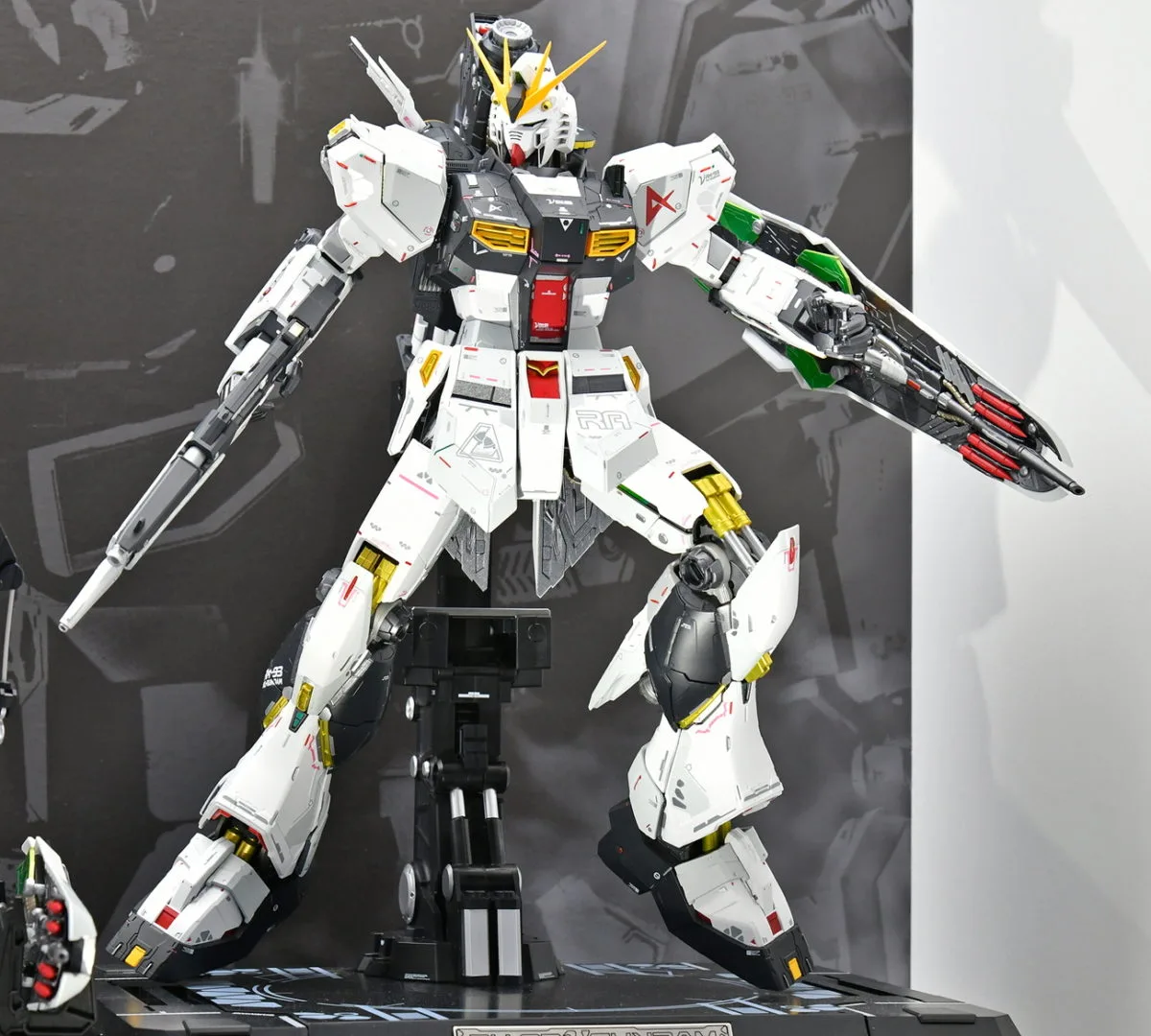 METAL STRUCTURE 解体匠機 RX-93 νガンダム／2019年12月店頭発売予定
©創通・サンライズ