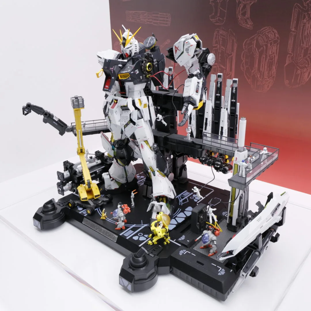 METAL STRUCTURE 解体匠機 RX-93 νガンダム
METAL STRUCTURE 解体匠機 RX-93 νガンダム専用オプションパーツ フィン・ファンネル
METAL STRUCTURE 解体匠機 RX-93 νガンダム専用オプションパーツ ロンド・ベルエンジニアズ
©創通・サンライズ