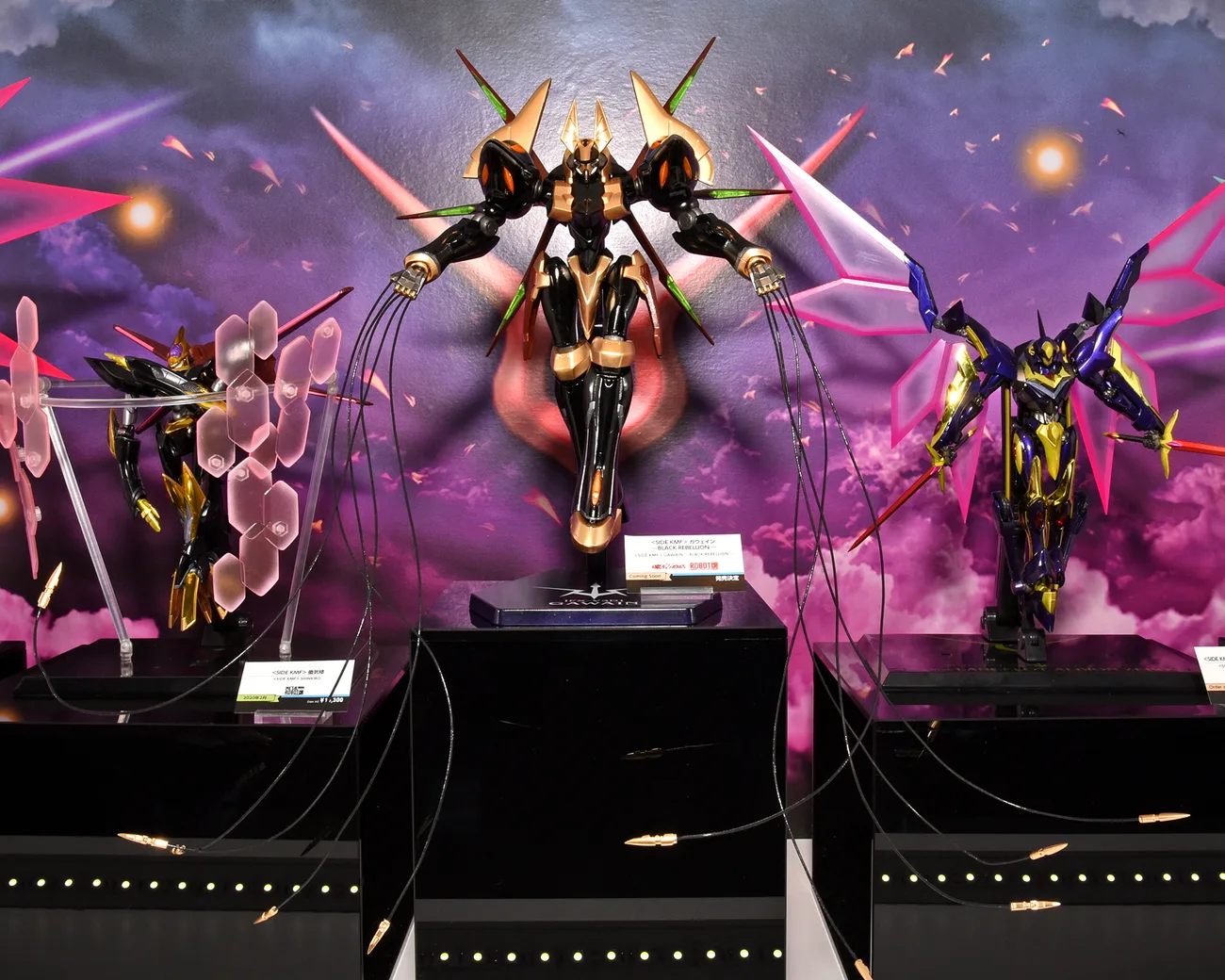 METAL ROBOT魂＜SIDE KMF＞ ガウェイン～BLACK REBELLION～／魂ウェブ商店 発売決定
©SUNRISE／PROJECT L-GEASS Character Design ©2006-2018 CLAMP・ST