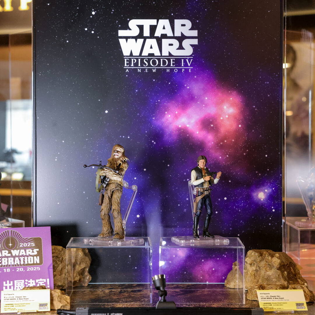 S.H.Figuarts ハン・ソロ -Classic Ver.- (STAR WARS: A New Hope) 2025年3月店頭発売予定
S.H.Figuarts チューバッカ -Classic Ver.- (STAR WARS: A New Hope) 2025年3月店頭発売予定