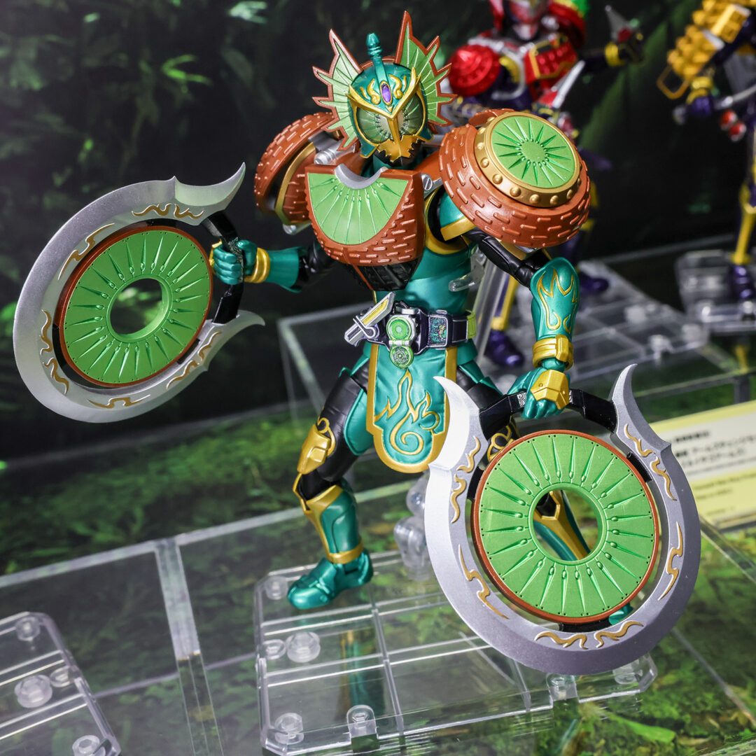 S.H.Figuarts（真骨彫製法） 仮面ライダー龍玄 キウイアームズ　参考展示