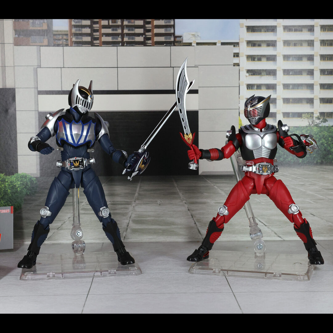 S.H.Figuarts（真骨彫製法） 仮面ライダー龍騎　発売中
S.H.Figuarts（真骨彫製法） 仮面ライダーナイト　参考出品