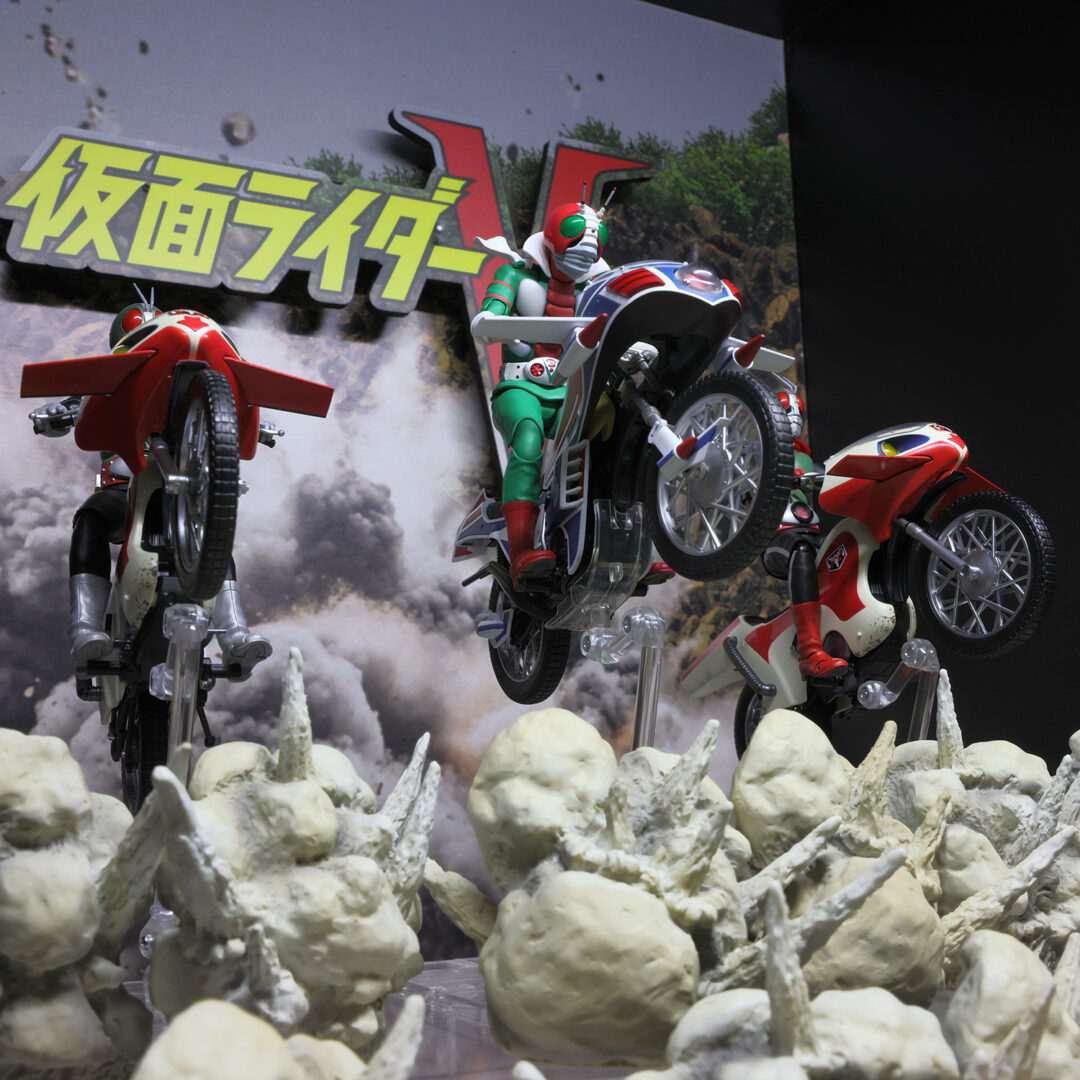 S.H.Figuarts（真骨彫製法） 仮面ライダーV3 栄光の昭和ライダーエディション　参考出品
S.H.Figuarts ハリケーン 栄光の昭和ライダーエディション　参考出品
S.H.Figuarts（真骨彫製法） 仮面ライダー新1号 栄光の昭和ライダーエディション（初回限定台座付属）　2025年11月14日店頭発売
S.H.Figuarts 新サイクロン号（仮面ライダー） 栄光の昭和ライダーエディション　2025年11月14日店頭発売
S.H.Figuarts（真骨彫製法） 仮面ライダー新2号 栄光の昭和ライダーエディション　2025年12月店頭発売予定