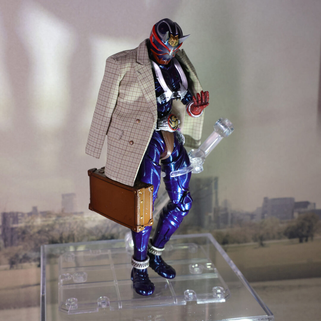 S.H.Figuarts（真骨彫製法） 仮面ライダー響鬼 20th Anniversary ver.-響鬼はつらいよ-　参考出品
