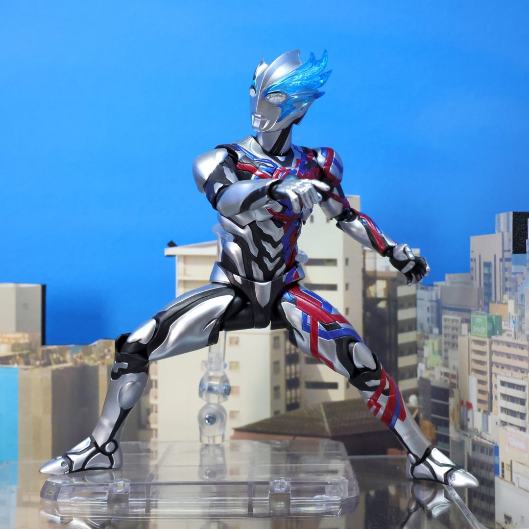 S.H.Figuarts ウルトラマンブレーザー　発売中