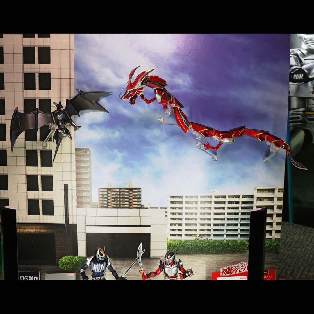 S.H.Figuarts ドラグレッダー＆仮面ライダー龍騎 オプションパーツセット　魂ウェブ商店 2026年6月発送予定
S.H.Figuarts ダークウイング　参考出品