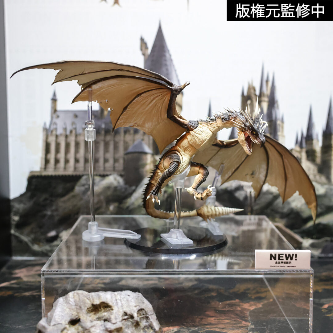 S.H.MonsterArts ハンガリー・ホーンテイル 参考展示