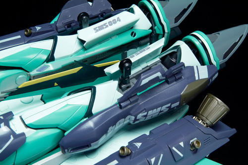DX超合金 RVF-25 メサイアバルキリー(ルカ・アンジェローニ機) | 商品