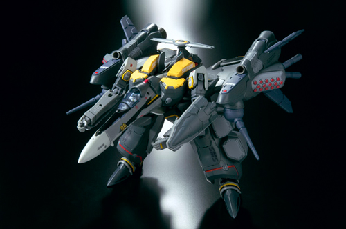 DX超合金 VF-25S アーマードメサイアバルキリー(オズマ・リー機