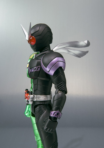 S.H.Figuarts 仮面ライダーW サイクロンジョーカー | 商品一覧 | 魂ウェブ