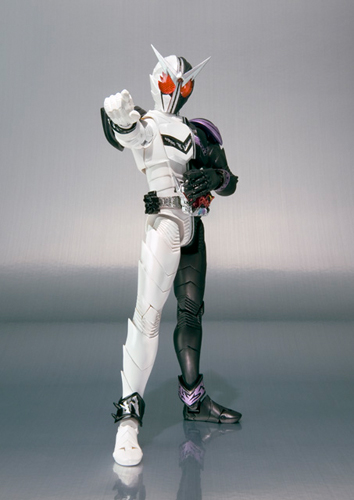 S.H.Figuarts 仮面ライダーW ファングジョーカー | 商品一覧 | 魂ウェブ
