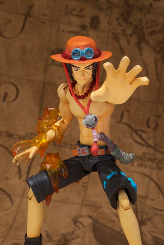 ポートガス・D・エース フィギュア Amazon.co.jp: メガハウス - ワンピース - ポートガス・D・エース(ネオ