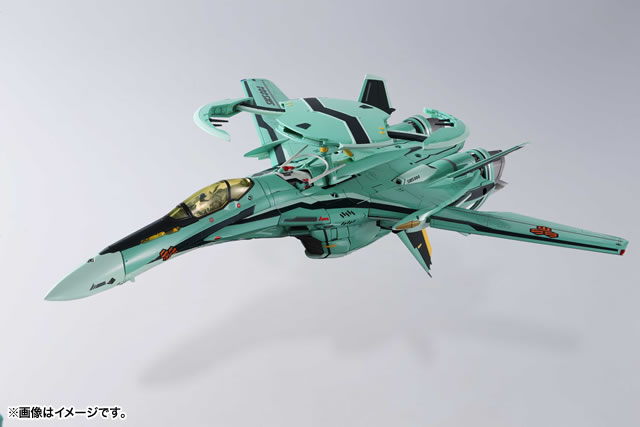 DX超合金 RVF-25 メサイアバルキリー（ルカ・アンジェローニ機