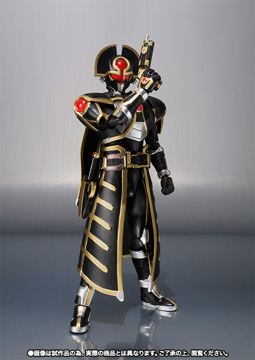 仮面ライダーオーガ　フィギュアーツ Amazon.co.jp: S.H.フィギュアーツ 仮面ライダーオーガ(魂ウェブ商店