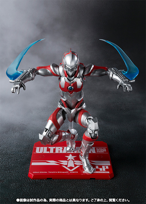 ウルトラアクト　SHフィギュアーツ　ウルトラマンスーツ ULTRAMAN』ULTRAMAN SUIT ver 7.2が“ULTRA-ACT × S.H.Figuarts”に颯爽