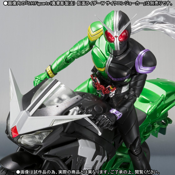 バンダイ S.H.フィギュアーツ 仮面ライダーW マシンボイルダー　セット Amazon.co.jp: S.H.フィギュアーツ 仮面ライダーW ハードボイルダー(魂