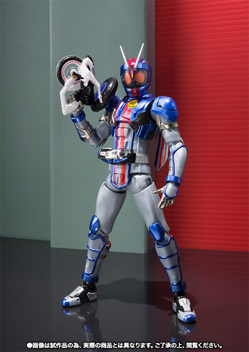 S.H.Figuarts 仮面ライダーマッハチェイサー | 商品一覧 | 魂ウェブ