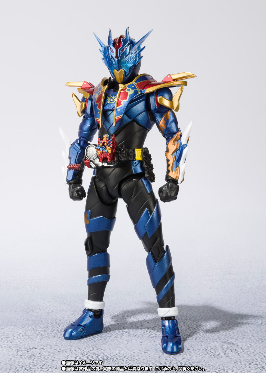 S.H.Figuarts 仮面ライダーグレートクローズ | 商品一覧 | 魂ウェブ
