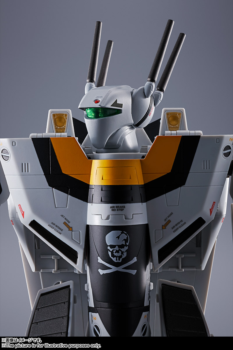 DX超合金 初回限定版VF-1Sバルキリー ロイ・フォッカースペシャル