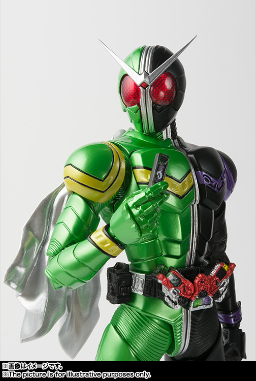 S.H.Figuarts（真骨彫製法） 仮面ライダーW サイクロンジョーカー