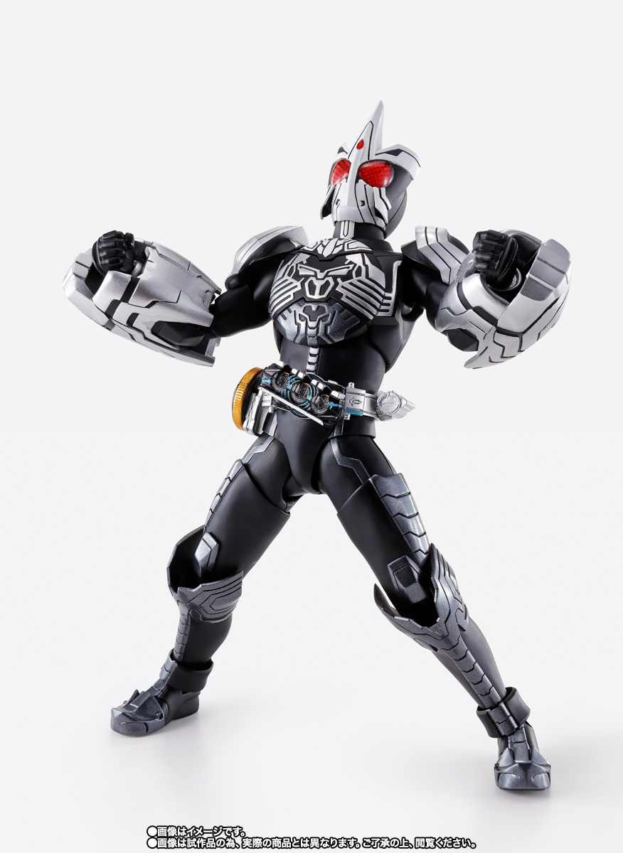 真骨彫製法仮面ライダーオーズサゴーゾコンボ S.H.Figuarts（真骨彫製法） 仮面ライダーオーズ サゴーゾ コンボ