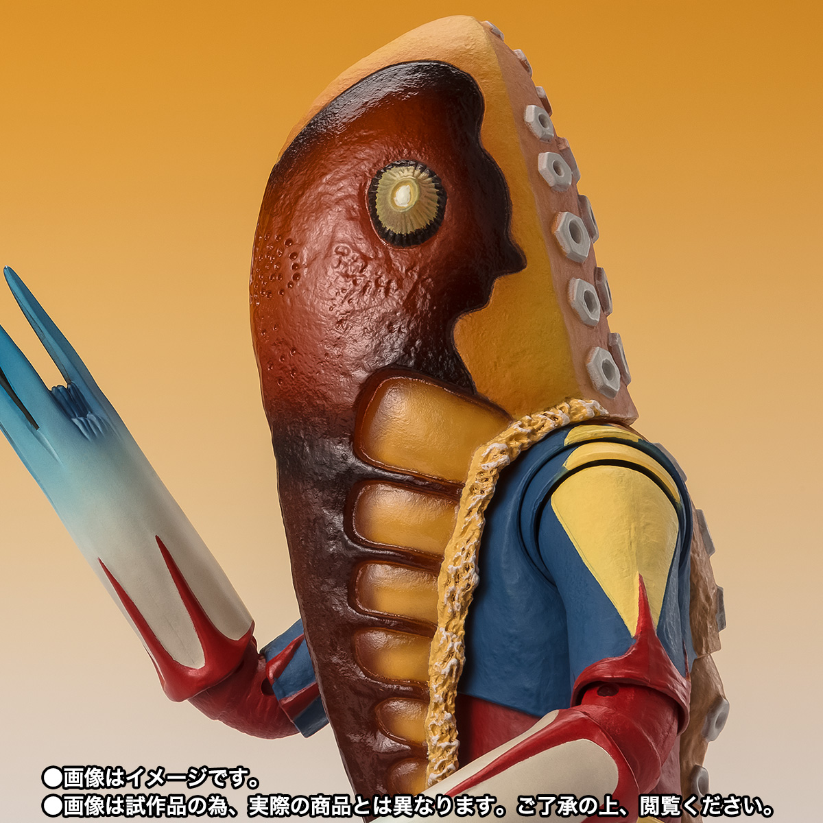 新品 S.H.フィギュアーツ メトロン星人 狙われた街ver S.H.Figuarts メトロン星人 狙われた街Ver. | 商品一覧 | 魂ウェブ