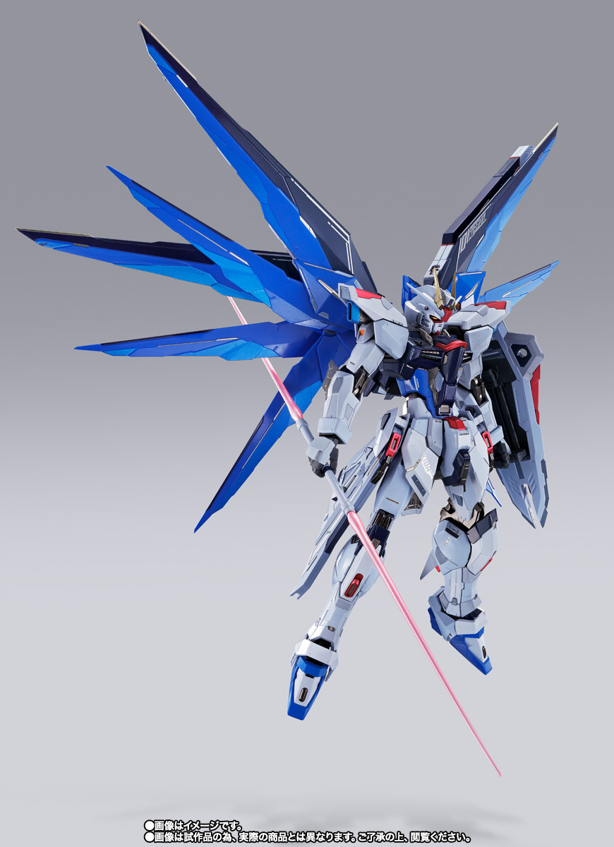 METAL BUILD フリーダムガンダム CONCEPT 2 SNOW SPARKLE Ver. | 商品