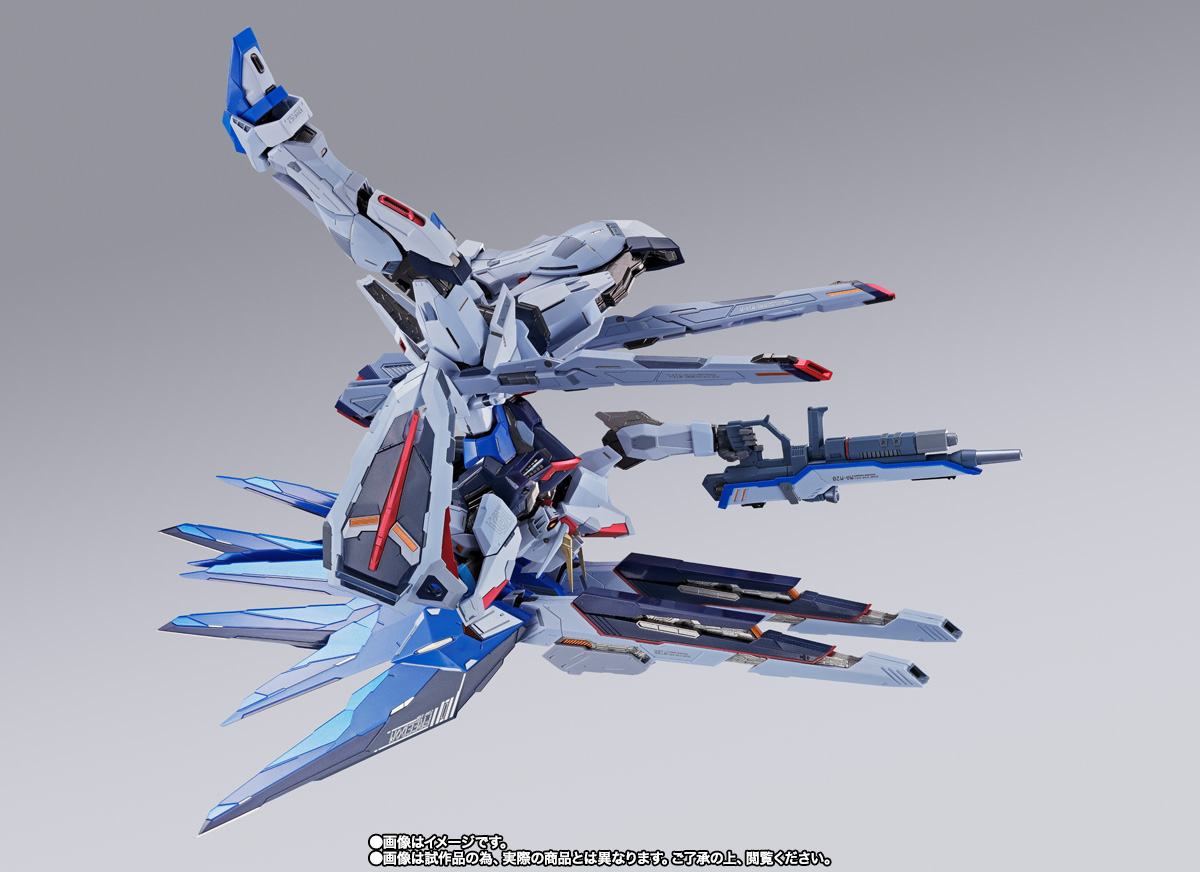 METAL BUILD フリーダムガンダム CONCEPT 2 SNOW SPARKLE Ver. | 商品