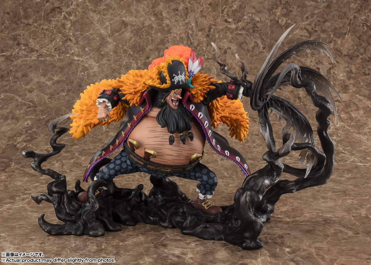 フィギュアーツZERO ［超激戦］マーシャル・D・ティーチ-闇水- | 商品