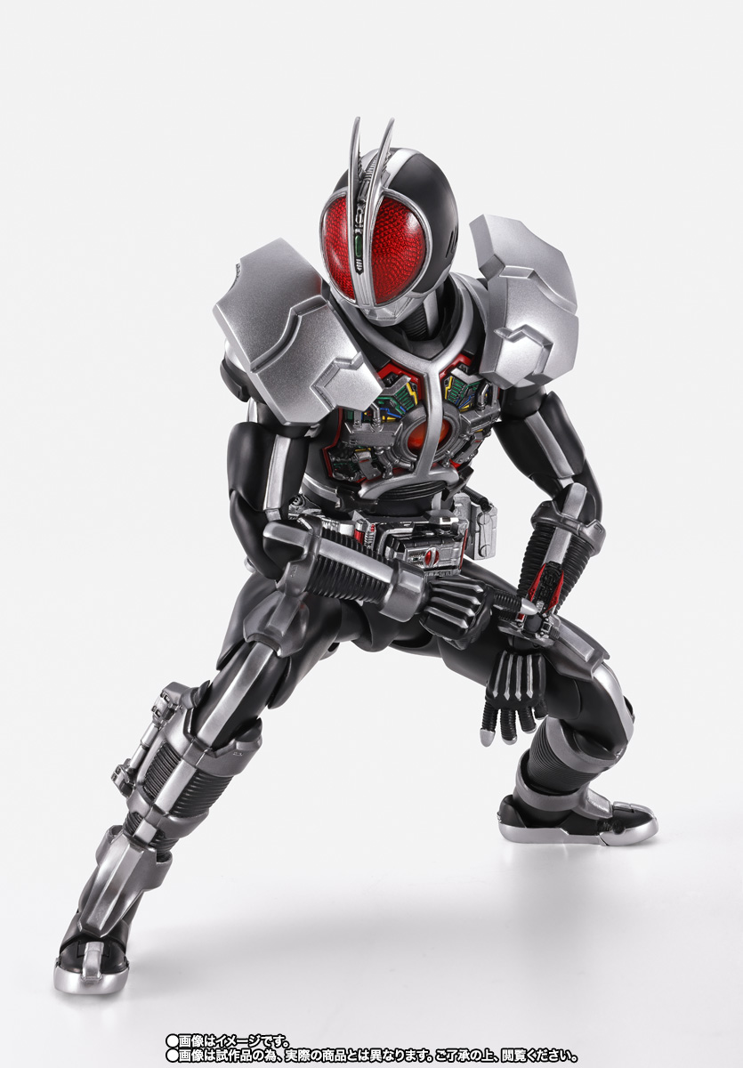真骨彫　仮面ライダー555 アクセル　フォーム S.H.Figuarts（真骨彫製法） 仮面ライダーファイズ アクセルフォーム