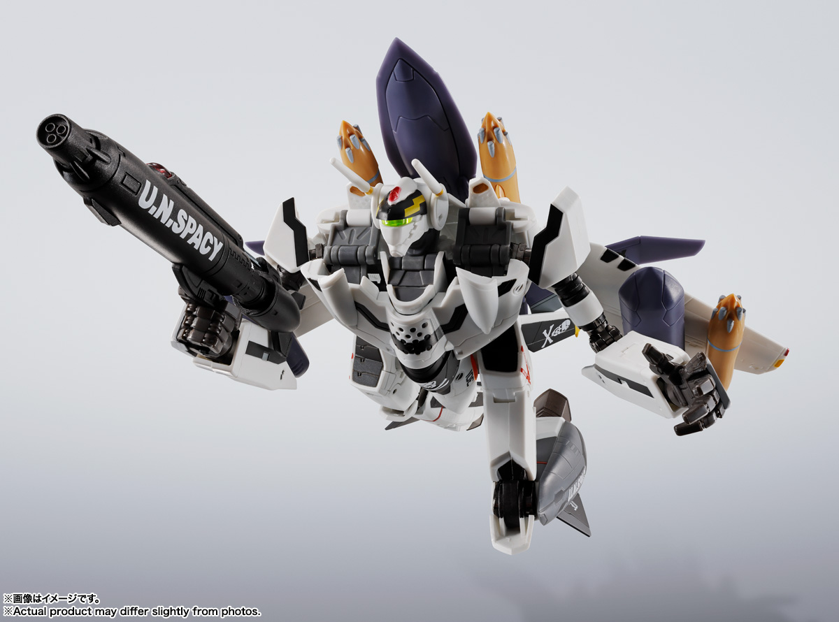 HI-L R VF-0Sフェニックスロイフォッカー機＋QF-2200D！ HI-METAL R VF-0Sフェニックス(ロイ・フォッカー機) ＋ QF-2200D-B
