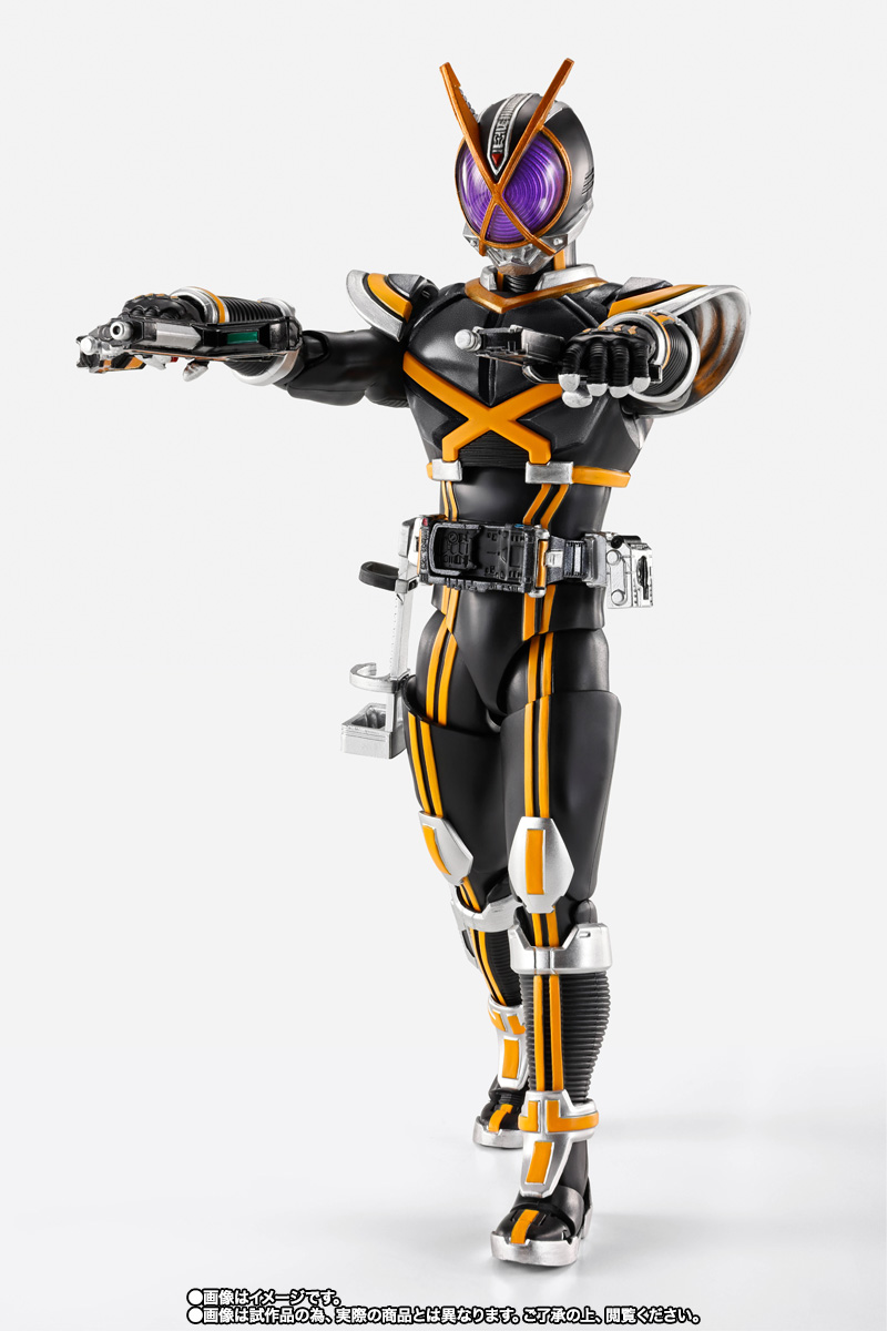 S.H.Figuarts（真骨彫製法） 仮面ライダーカイザ│株式会社BANDAI