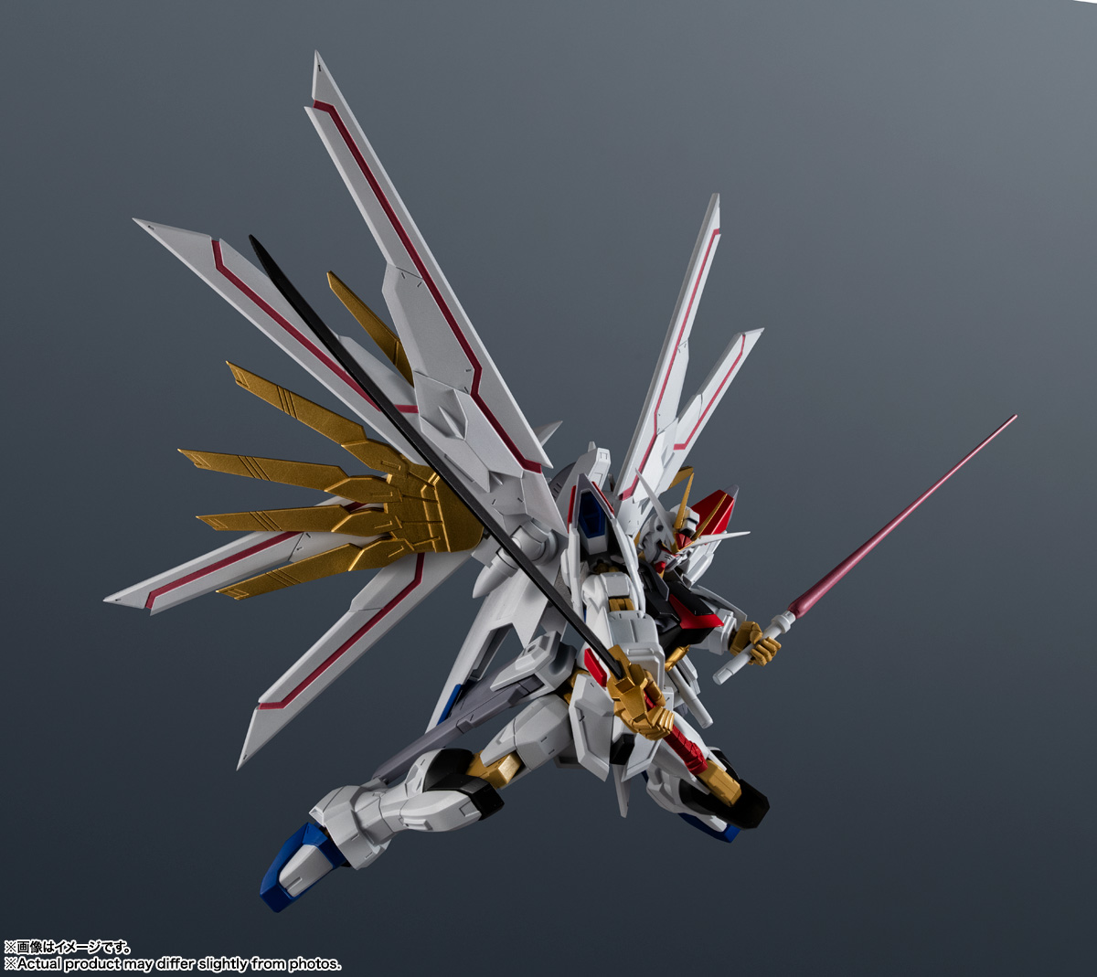 GUNDAM UNIVERSE ZGMF/A-262PD-P MIGHTY STRIKE FREEDOM GUNDAM | 商品
