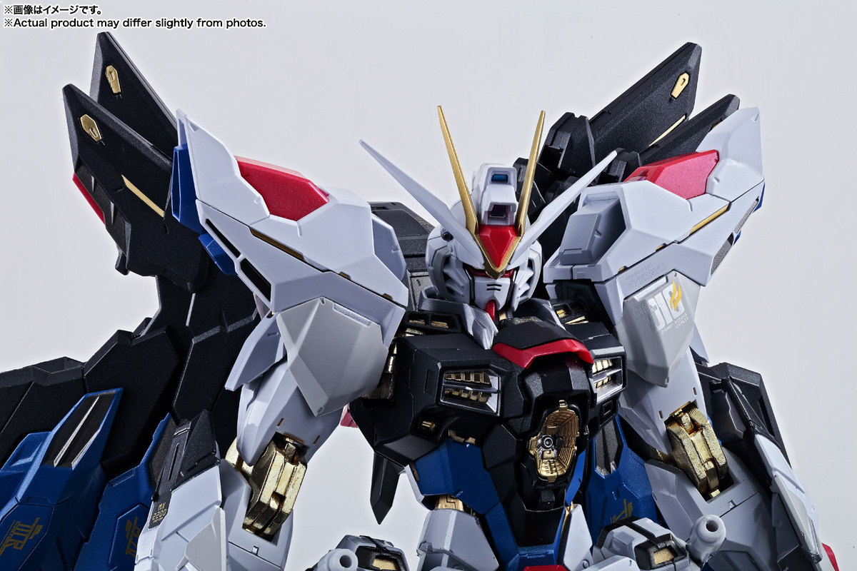 METAL BUILD ストライクフリーダムガンダム ＜リバイバル版＞ | 商品