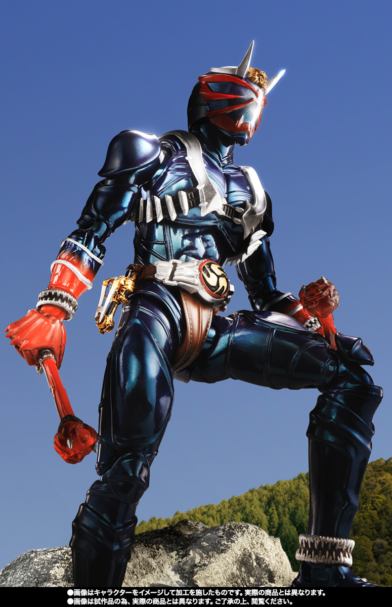 S.H.Figuarts（真骨彫製法） 仮面ライダー響鬼 20th Anniversary Ver