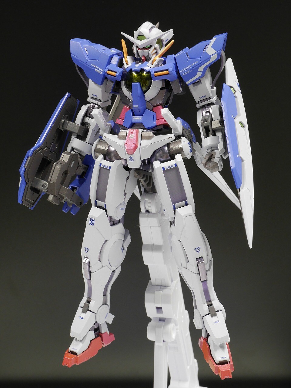 【冬バーゲン★特別送料無料！】 魂ストア限定商品「METAL BUILD ガンダムエクシア -STORE ロボット