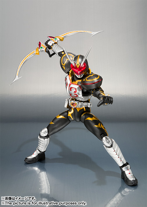 S.H.Figuarts 仮面ライダーカリス 01
